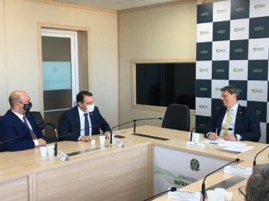 Carlos Mois&eacute;s prop&otilde;e injetar recursos do Estado para acelerar duplica&ccedil;&atilde;o da BR-470