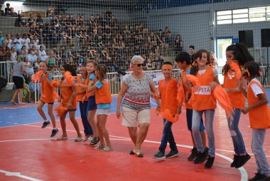 Gincana mobiliza os alunos e a comunidade escolar