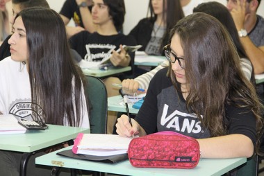 Processo seletivo de inverno com inscri&ccedil;&otilde;es abertas no Unibave