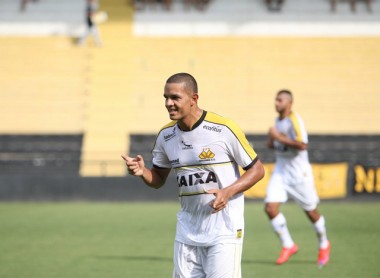 Tigre combate Joinville no Campeonato Catarinense