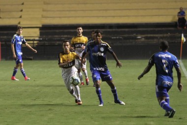 Sub-20 do Crici&uacute;ma fica no empate com o Palmeiras