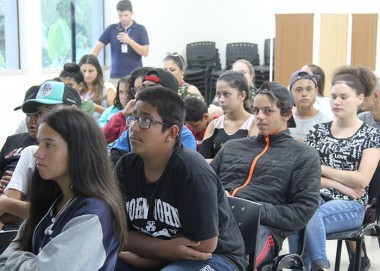 SCFV zero a 17 anos e CIEE realizam encontro com adolescentes