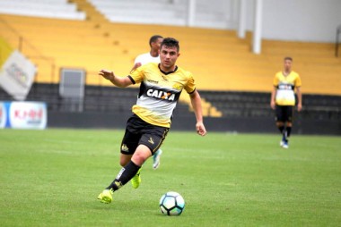 Sub-17 do Tigre  inicia caminhada na final do catarinense