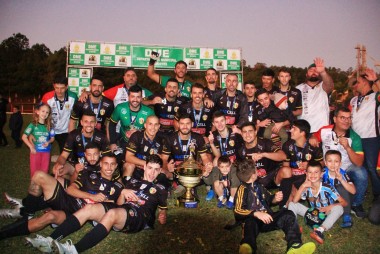 Atl&eacute;tico Maracaj&aacute; vence nos p&ecirc;naltis e conquista o t&iacute;tulo do Municipal de Futebol