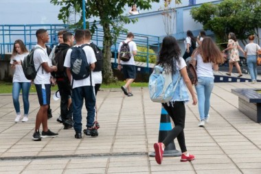 Educa&ccedil;&atilde;o informa datas de matr&iacute;cula e rematr&iacute;cula na rede estadual em 2022