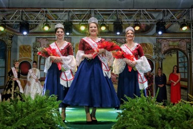 Nova Veneza (SC) conhece nova corte da 18&ordf; Festa da Gastronomia T&iacute;pica Italiana 