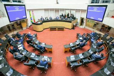Pelo Estado: Alesc aprova or&ccedil;amento do Estado para 2025