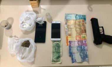 PM prende jovem com coca&iacute;na e simulacro de arma de fogo em Rinc&atilde;o (SC)
