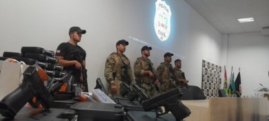 Polícia Civil de SC recebe 3,7 mil pistolas em aquisição de novo armamento