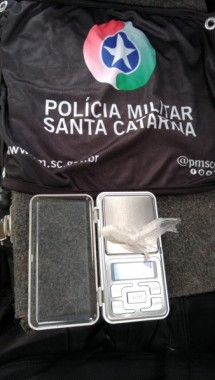 PMRv prende motorista de Balneário Rincão com drogas em São Joaquim