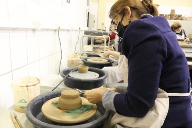 Curso de Cer&acirc;mica Art&iacute;stica abre nova turma na Satc 