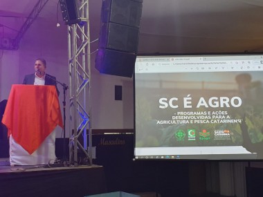 Governo de SC apresenta programas da Agricultura para vereadores