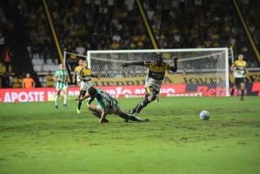 Crici&uacute;ma E.C.empata com o Juventude no HH na estreia da S&eacute;rie A