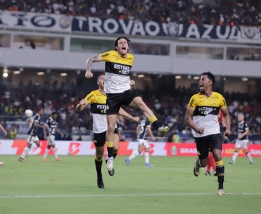 Crici&uacute;ma E.C. vence Clube do Remo em PA e segue no G4 da S&eacute;rie B