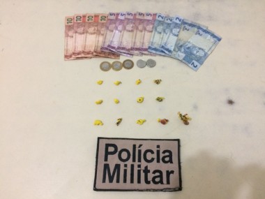 Polícia Militar de Araranguá prende homem por tráfico de drogas