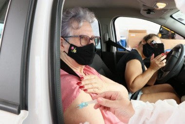 Com mutir&atilde;o no fim de semana Estado acelera imuniza&ccedil;&atilde;o contra a Covid-19     