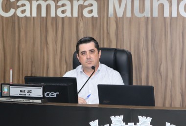 Infraestrutura em Aurora &eacute; abordada pelo presidente do Legislativo Max Luiz 