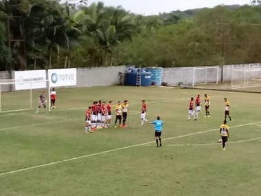 Categorias de base do Crici&uacute;ma garantem vit&oacute;ria e empate