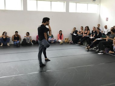 Bailarinos içarenses participam de capacitação em São Paulo
