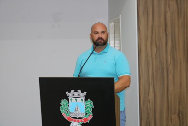 Vereador Eduardo Zata solicita melhorias no bairro Liri