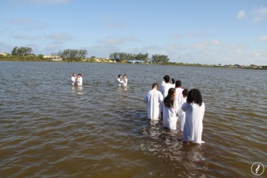 Assembleia de Deus de Içara promoveu primeiro batismo de 2018