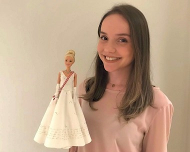 Acad&ecirc;micos em design de moda exp&otilde;em trabalhos