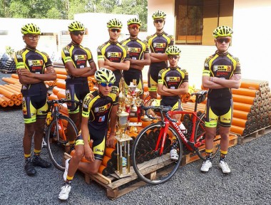 Ciclismo de I&ccedil;ara compete em Florian&oacute;polis