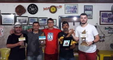 Adão vence Copa Canal Içara de Sinuca