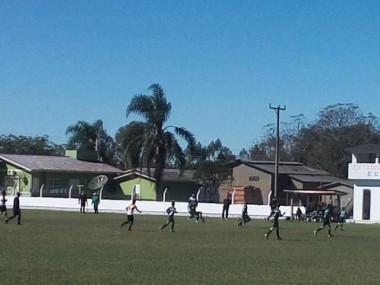 Equipes Sub-12 e Sub-14 do Crici&uacute;ma se classificam