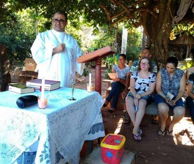 Padre Alex assume miss&atilde;o de vig&aacute;rio em I&ccedil;ara
