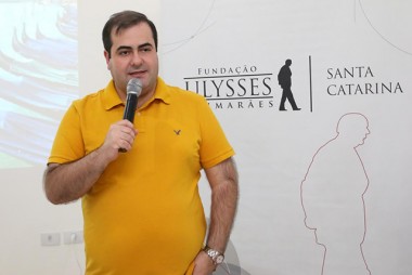 PMDB junto &agrave; Funda&ccedil;&atilde;o Ulysses Guimar&atilde;es promove cursos