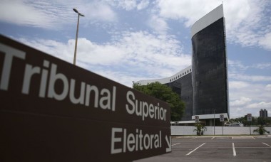 TSE entende ser aplic&aacute;vel reserva de g&ecirc;nero para mulheres nas elei&ccedil;&otilde;es