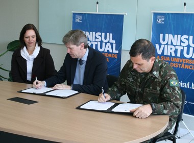 Exército Brasileiro retoma parceria com a Unisul