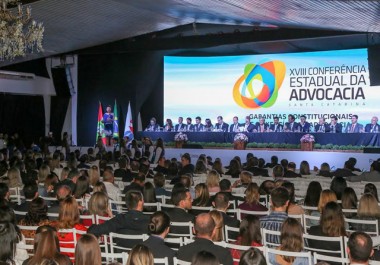 Crise institucional permeia discursos na Confer&ecirc;ncia da OAB/SC