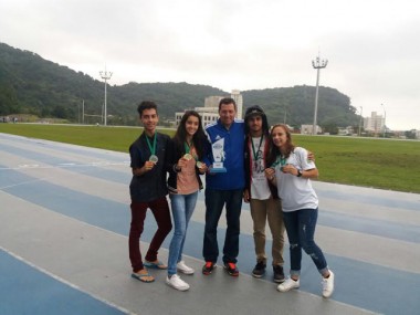 Nova Veneza fatura 6 medalhas no Estadual Sub-18 de Atletismo