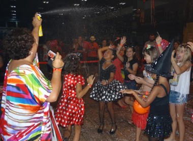 Bailinho de Carnaval: folia para a crian&ccedil;ada de Crici&uacute;ma