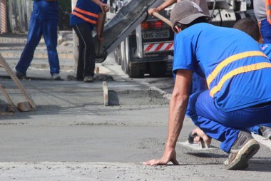 DNIT/SC inicia constru&ccedil;&atilde;o de cal&ccedil;adas no km 337,4 da BR-101 Sul