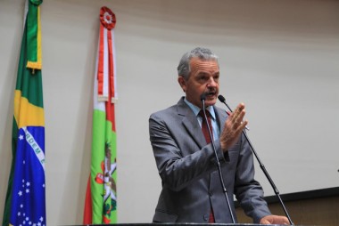 Dresch considera "catastr&oacute;ficas" mudan&ccedil;as na regras do pr&eacute;-sal