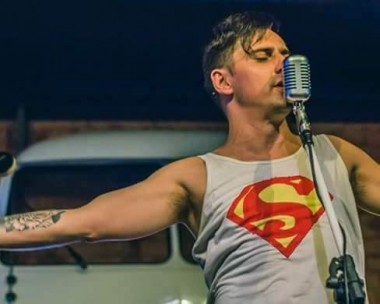 Rock bem-humorado da NBLA agita o Didge BC nesta sexta-feira